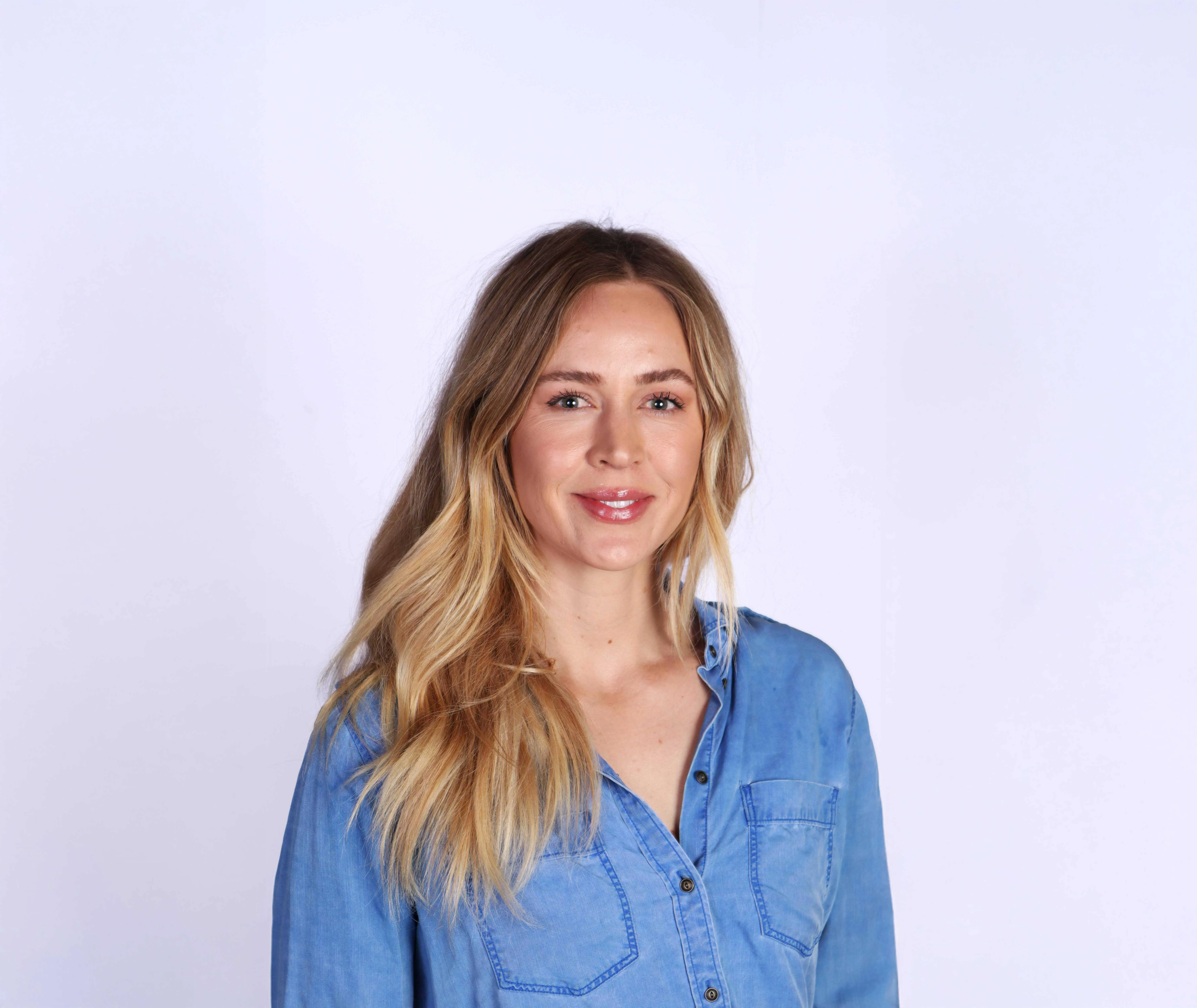 Professional headshot service with expert photographer and studio-quality lighting