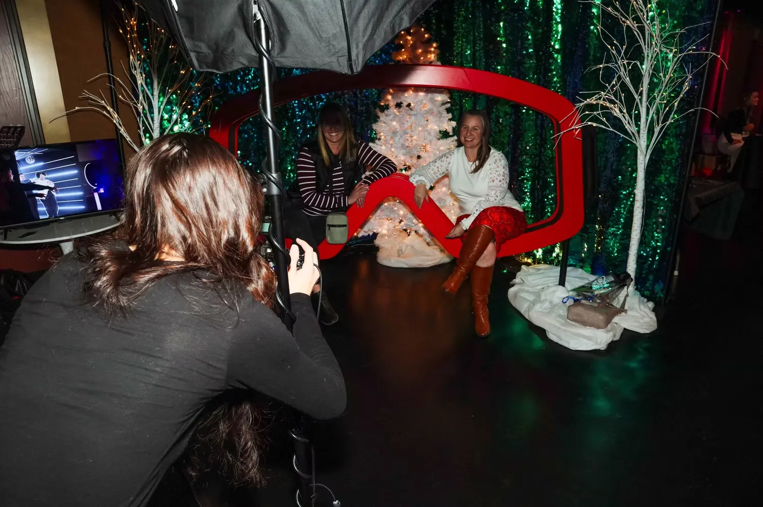 Ski goggle photo booth rental with alpine escape theme and cozy lodge-style accents